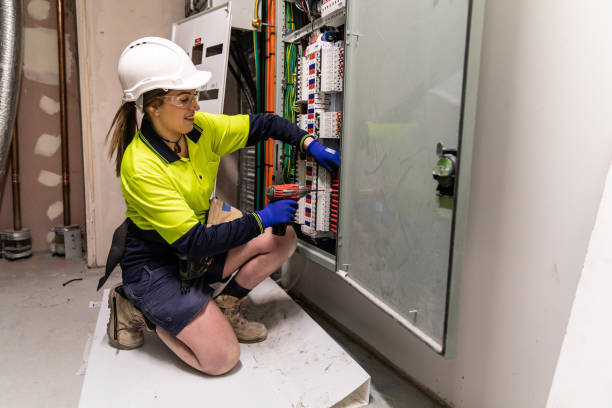 Best Emergency Electrician Near Me  in East Dubuque, IL